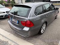 Begagnad BMW 320 Efficient Dynamics 184 HK (135 kW) 2011 Grå Kombi