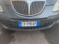 Usata Lancia Ypsilon 60 CV (44 kW) 2005 Grigio Utilitaria