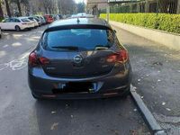 Usata Opel Astra Cosmo 110 CV (80 kW) 2010 Berlina