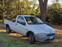 Usata Fiat Strada 69 CV (50 kW) 2000 Bianco Pick-up