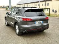 Usata VW Touareg Advance 231 CV (169 kW) 2018 Grigio SUV