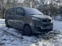 Begagnad Peugeot Traveller 116 HK (85 kW) 2017 Grå Minibuss