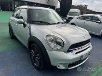 Usata Mini Cooper D Countryman 143 CV (105 kW) 2011 Grigio SUV
