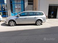 Usata Ford Focus 90 CV (66 kW) 2008 Grigio Station wagon