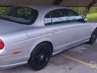 Usata Jaguar S-Type S 238 CV (175 kW) 2003 Grigio Berlina