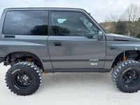 Usata Suzuki Vitara 82 CV (60 kW) 1992 Grigio Utilitaria