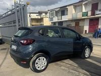 Usata Renault Captur Life 90 CV (66 kW) 2018 Blu SUV