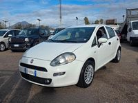 Usata Fiat Punto Young 77 CV (56 kW) 2018 Berlina