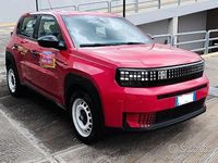 Usata Fiat Grande Panda Red 97 kW (132 CV) 2025 Rosso Utilitaria