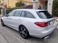 Usata Mercedes C200 Premium 160 CV (117 kW) 2021 Grigio Station wagon