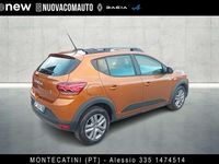 Usata Dacia Sandero Expression 101 CV (74 kW) 2023 Oro Berlina