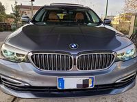 Usata BMW 520 Luxury Line 190 CV (139 kW) 2017 Grigio Station wagon