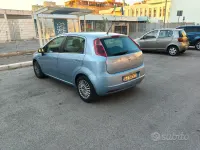 Usata Fiat Grande Punto 75 CV (55 kW) 2007 Grigio Utilitaria