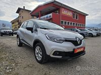 Usata Renault Captur LIMITED 90 CV (66 kW) 2020 Grigio SUV