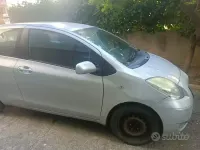 Usata Toyota Yaris 69 CV (50 kW) 2009 Utilitaria
