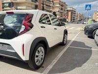 Usata Toyota Aygo X Lounge 72 CV (52 kW) 2022 Bianco SUV