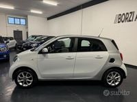 Usata Smart ForFour Passion 71 CV (52 kW) 2015 Bianco Utilitaria