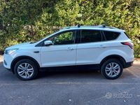 Usata Ford Kuga 120 CV (88 kW) 2019 Bianco SUV