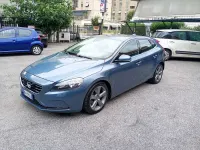 Usata Volvo V40 Business Edition 115 CV (84 kW) 2014 Bluazzurro Berlina