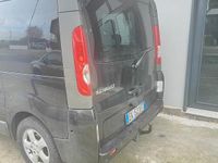 Begagnad Renault Trafic 115 HK (84 kW) 2011 Svart Minibuss