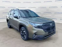 Nuova Subaru Forester 136 CV (100 kW) 2025 Verde SUV