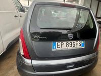 Usata Lancia Musa 95 CV (69 kW) 2012 Grigio Monovolume