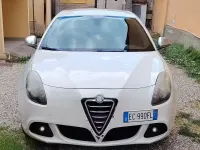 Usata Alfa Romeo Giulietta 105 CV (77 kW) 2010 Bianco Utilitaria