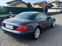 Usata Mercedes SL350 306 CV (225 kW) 2005 Blu Cabrio