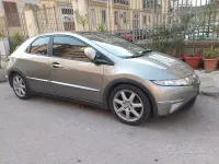 Usata Honda Civic 140 CV (102 kW) 2010 Berlina