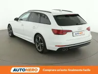 Begagnad Audi A4 Sport 190 HK (139 kW) 2018 Vit Kombi