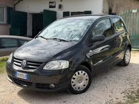 Usata VW Fox Trendline 60 CV (44 kW) 2011 Grigio Utilitaria
