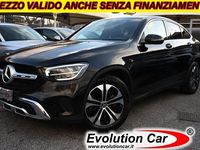 Usata Mercedes GLC300 245 CV (180 kW) 2022 Nero metallizzato Coupé
