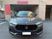Usata Maserati Levante GranLusso 250 CV (183 kW) 2016 Grigio SUV
