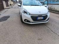 Usata Peugeot 208 Allure 102 CV (75 kW) 2019 Bianco Utilitaria