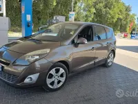 Usata Renault Scenic E-Tech Dynamique 110 CV (80 kW) 2011 Nero Berlina