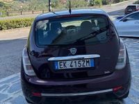 Usata Lancia Ypsilon 75 CV (55 kW) 2011 Lilla Utilitaria