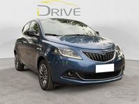 Usata Lancia Ypsilon Gold 69 CV (50 kW) 2022 Blu Utilitaria