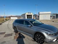 Usata VW Passat 190 CV (139 kW) 2019 Grigio Station wagon