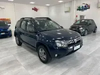 Usata Dacia Duster Lauréate 114 CV (83 kW) 2016 Bluazzurro SUV