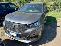 Usata Peugeot 2008 Allure 131 CV (96 kW) 2023 Grigio SUV