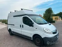 Usata Opel Vivaro 114 CV (83 kW) 2007 Bianco Monovolume