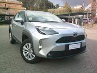 Usata Toyota Yaris Cross Active 92 CV (67 kW) 2025 Grigio SUV