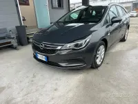 Usata Opel Astra 136 CV (100 kW) 2016 Grigio Station wagon