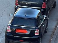 Usata Mini Cooper 75 CV (55 kW) 2010 Nero Utilitaria