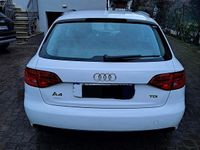 Usata Audi A4 143 CV (105 kW) 2010 Bianco Station wagon