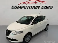 Usata Lancia Ypsilon Gold 95 CV (69 kW) 2014 Bianco Utilitaria