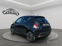 Usata Lancia Ypsilon S 95 CV (69 kW) 2015 Nero Utilitaria