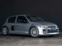 Usata Renault Clio 226 CV (166 kW) 2002 Argento Berlina