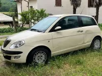 Usata Lancia Ypsilon 69 CV (50 kW) 2004 Beige Utilitaria