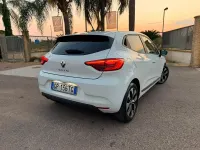 Usata Renault Clio Evolution 100 CV (73 kW) 2023 Bianco Utilitaria